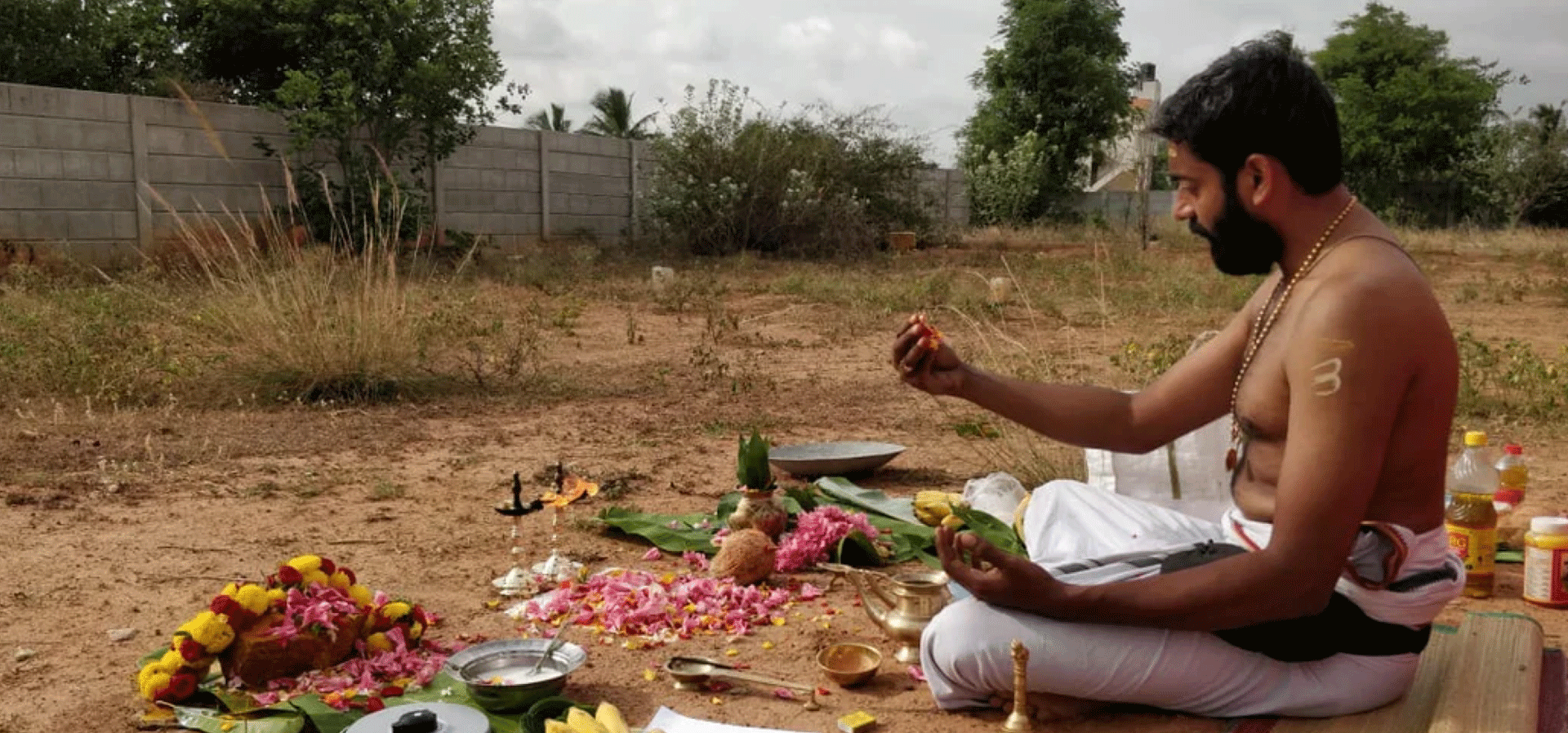 BHOOMI POOJA }}